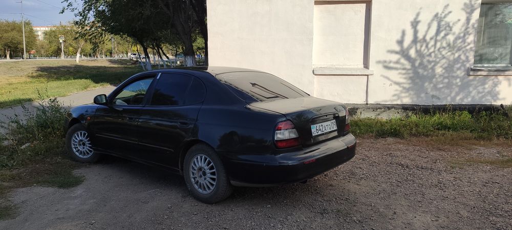 Продам автомобиль Деу Леганза