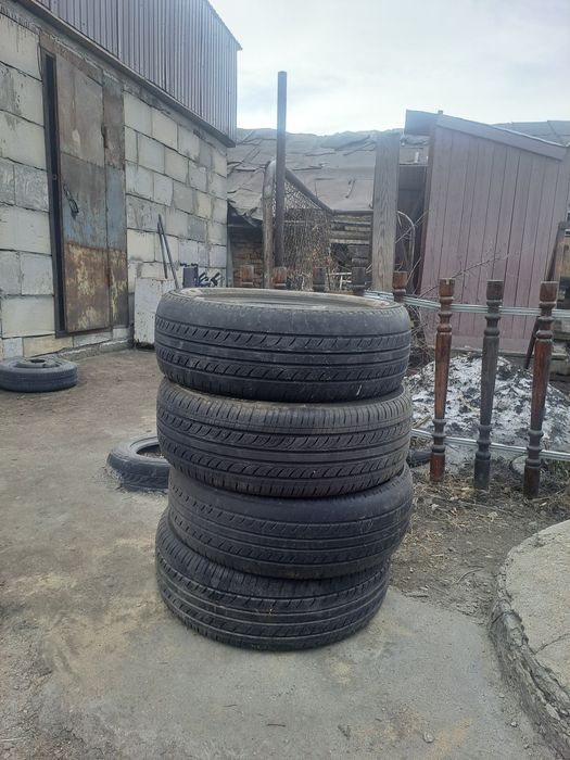 Продам шины на 16