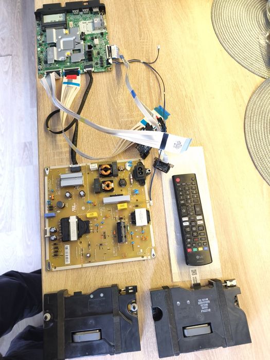 Componente televizor