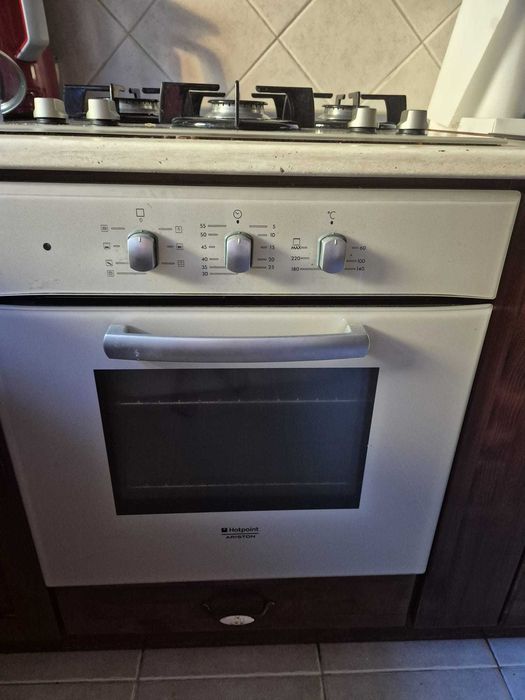 Cuptor electric si Plita pe gaz