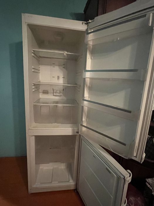 Холодильник б/у VESTAL