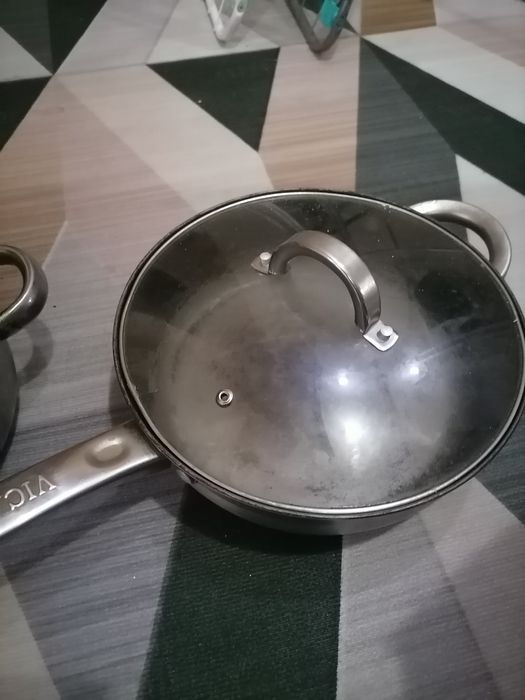 Сковородки по  б/у