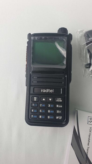 NOU-RADTEL-Stație radio portabilă profesională–Complet echipată