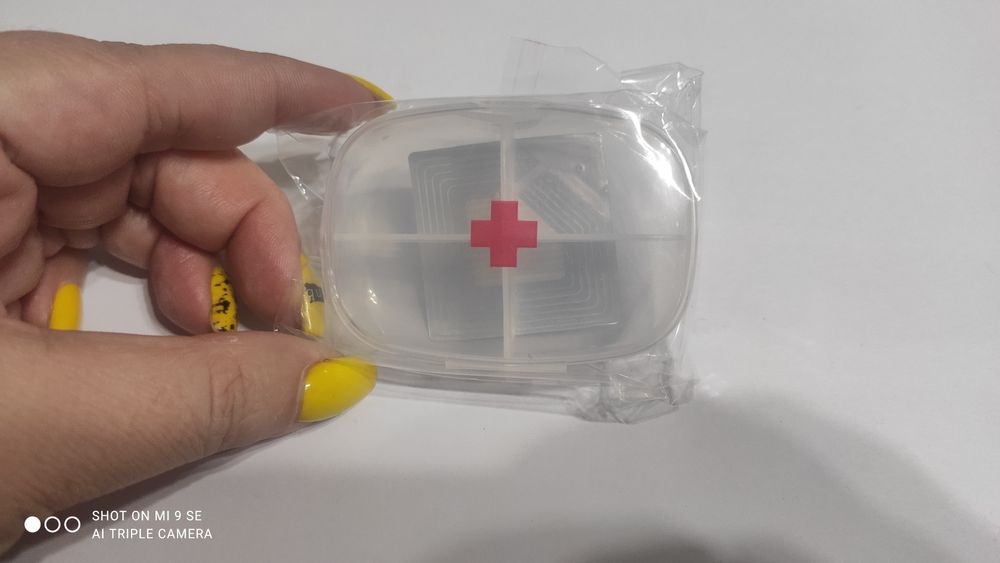 Продам таблетницу контейнер для таблеток