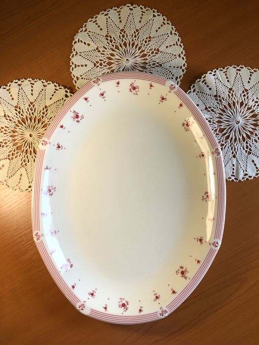 Порцеланово плато , Англия и други предмети