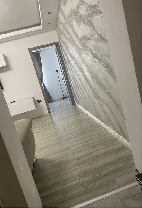 vând apartament 2 camere/spatiu com CENTRU zona 0 LOC PARCARE ratecred