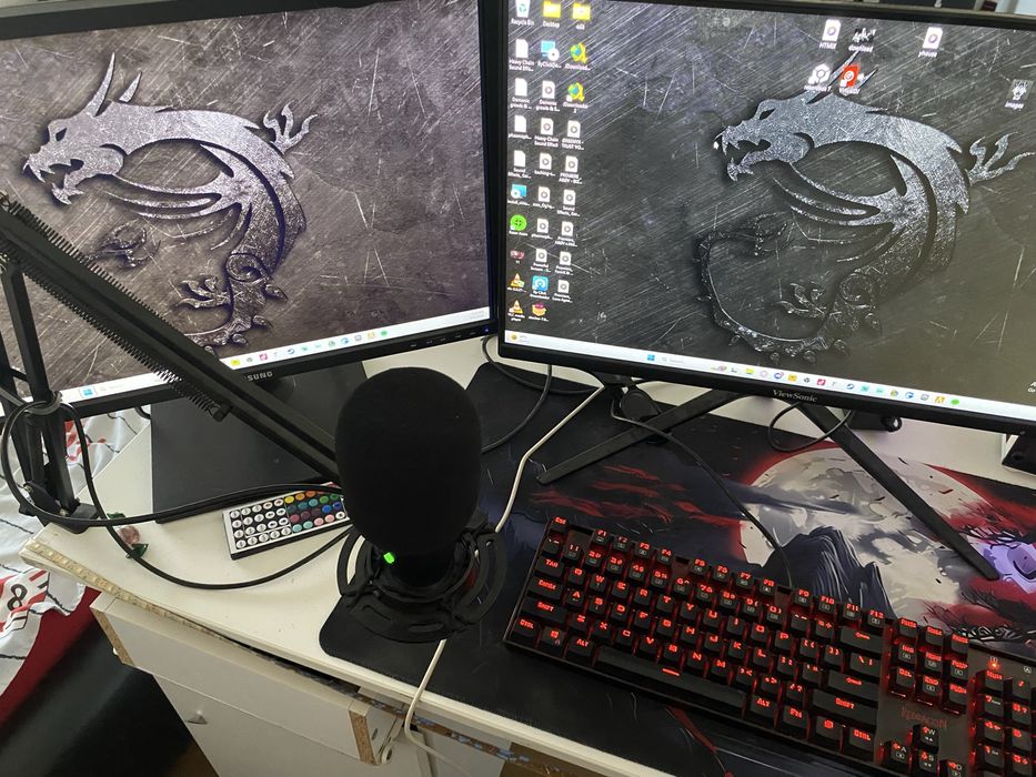 Pc gaming(doar unitatea) USOR NEGOCIABIL