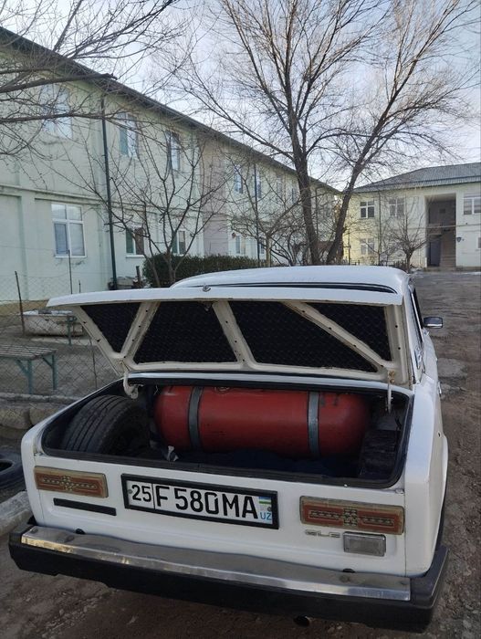 Moshina idealni minishga tayyor