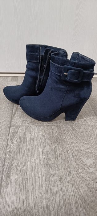 Cizme/ botine 38