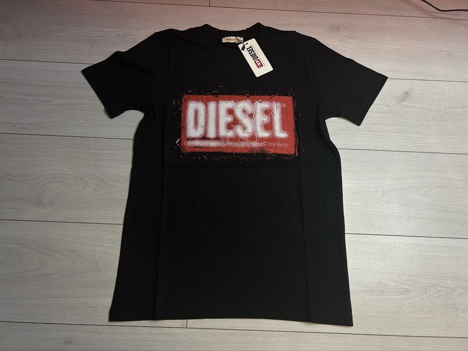 Tricou diesel black
