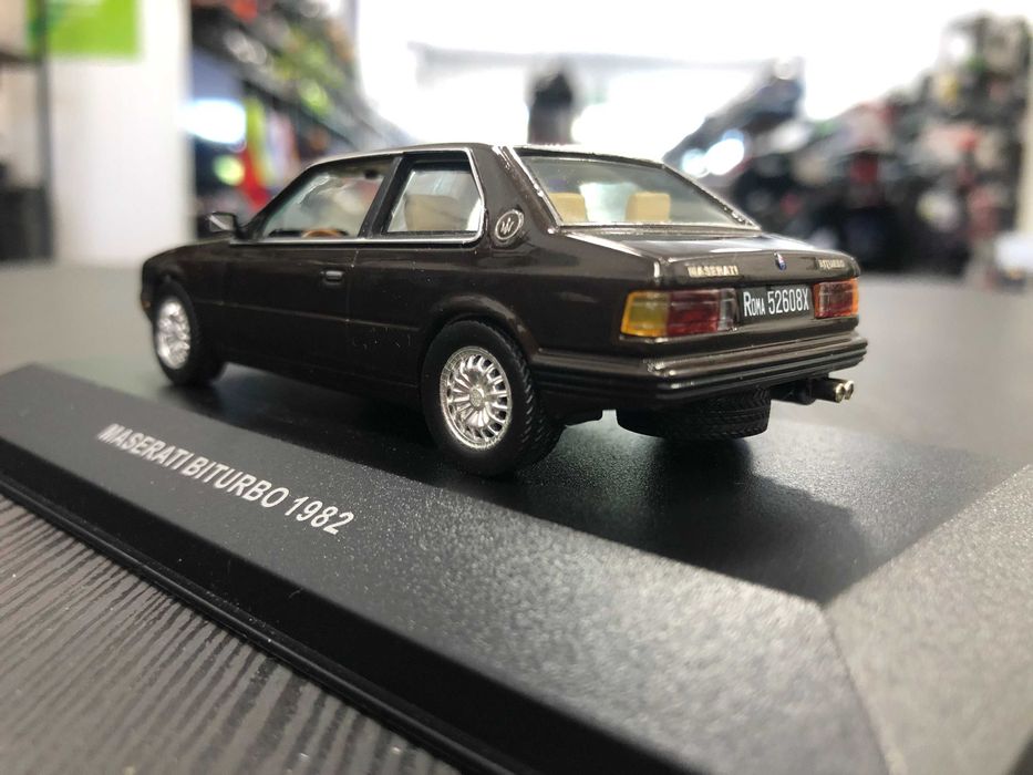 Колекционерски модел метална количка VITTESE MASERATI BITURBO 1:43нова
