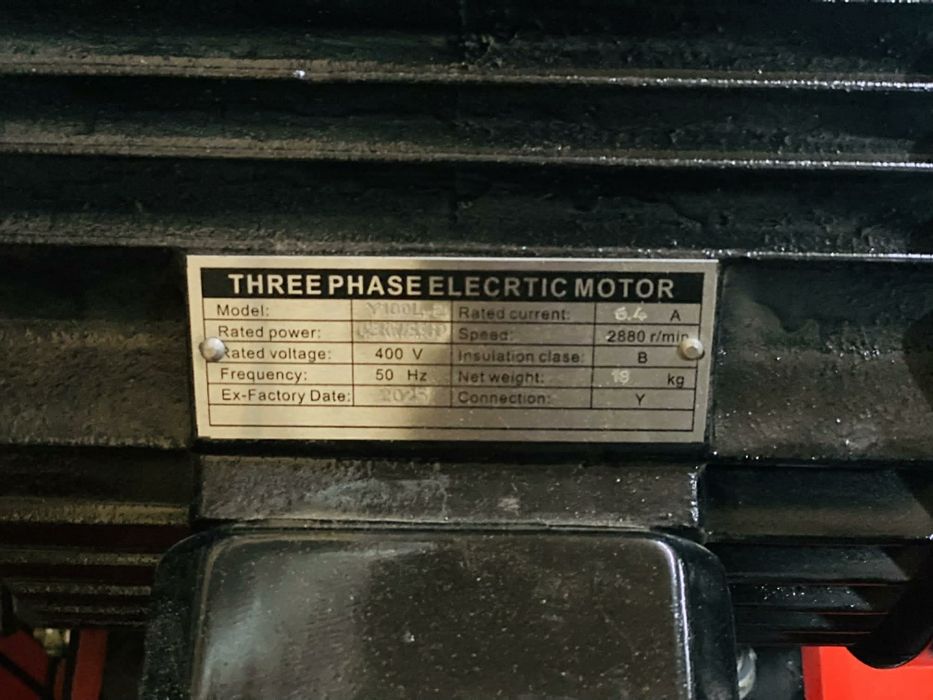 Compresor aer  200litri 380 alimentare curent