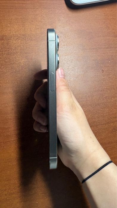 iPhone 15 Pro, 128 ГБ