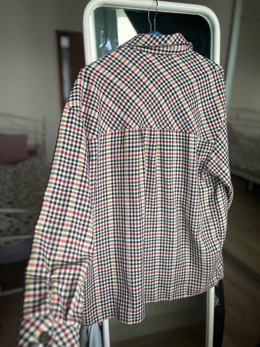 Яке / риза букле Zara , Bershka S,L