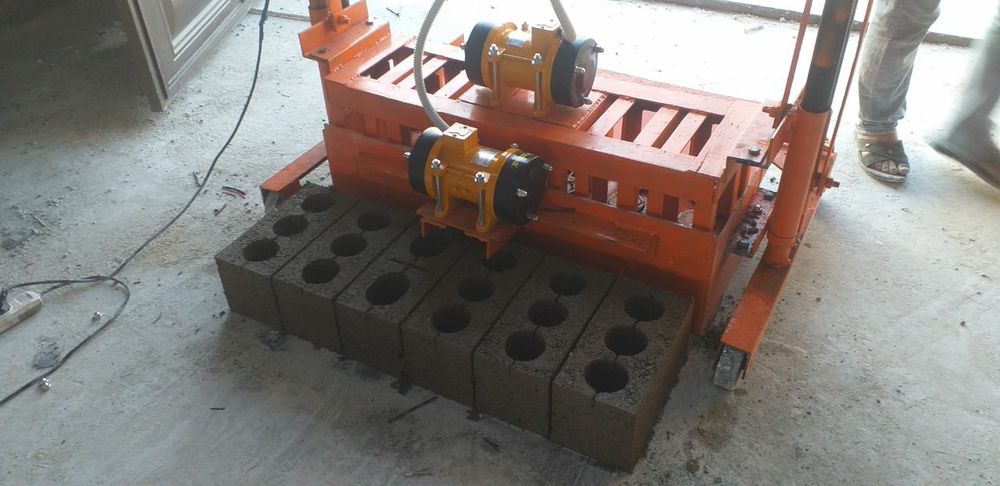 Shlokablok aparati  shlakablok apparati