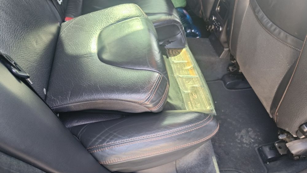 Volvo XC60 2.4D FWD 175CP  Automată  Bi-Xenon  Family Pack