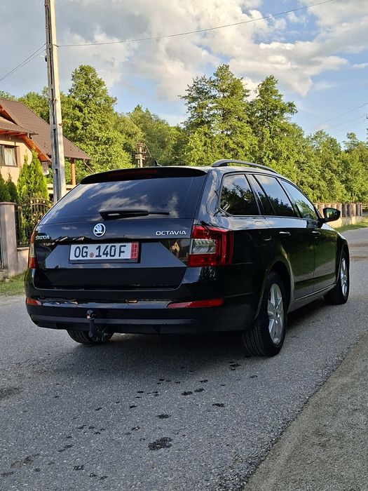 SKODA OCTAVIA 2016* GREENTECH ELEGANCE * EURO 6* Navigatie Mare * Tempomat * Pdc* Dublu Climă * Negru  Saphire * EURO 6* Import Germania de  1 ZI***
