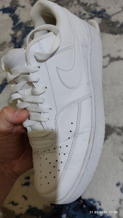 Кроссовки Найк. Оригинал. Сотилади срочно