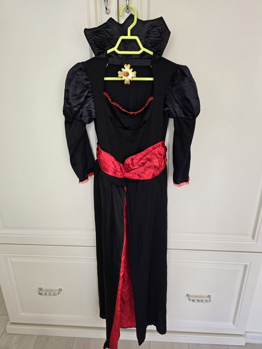 Детски костюми за поводи