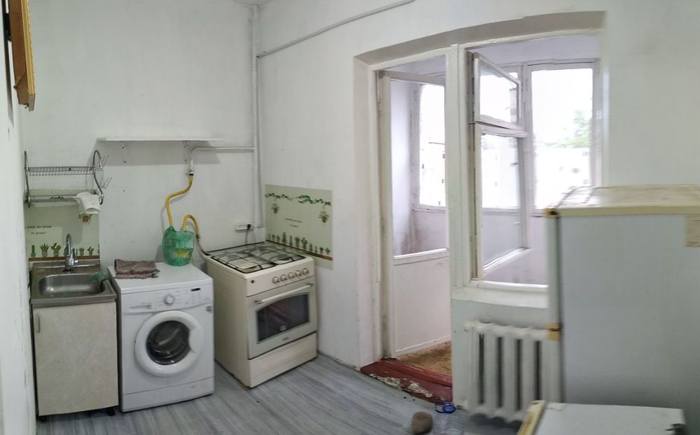 toshkent markazida yakkasaroy tumani 1xona 2x6balkon
