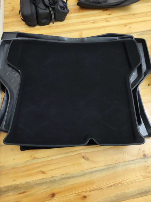 Полик для Жентра в отличном состоянии