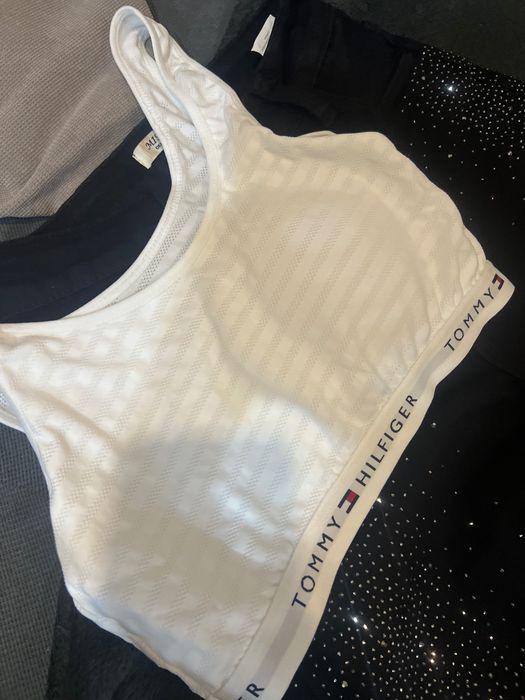 Черни дънки със камъни