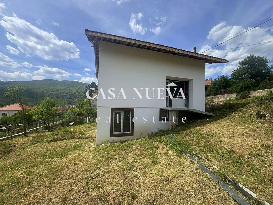 Продава се Къща в Земен - 180 кв.м за 473 €/кв.м - Снимка #4