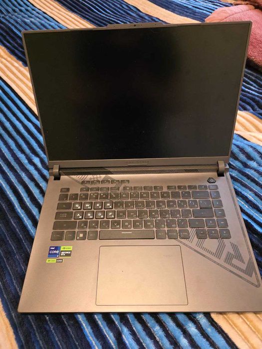 Продаю Asus ROG Strix G16 / Core I9 13980 HX / 32 Гб / RTX 4080 12 Гб