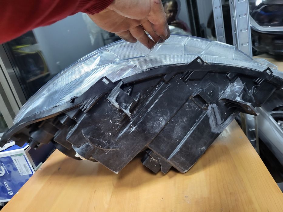 Десен фар Фарове Mercedes Sprinter W910 desen far farove Мерцедес 910