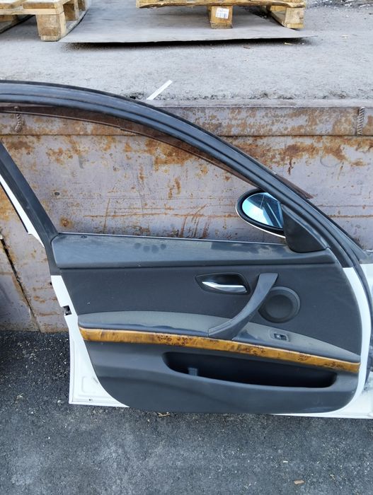 Двери на BMW E90