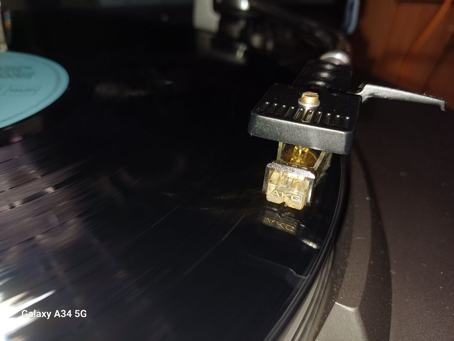 Technics sl-3210 direct drive semi automatic