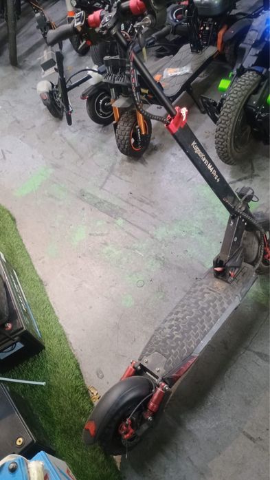 Продам самокат kuro m4pro
