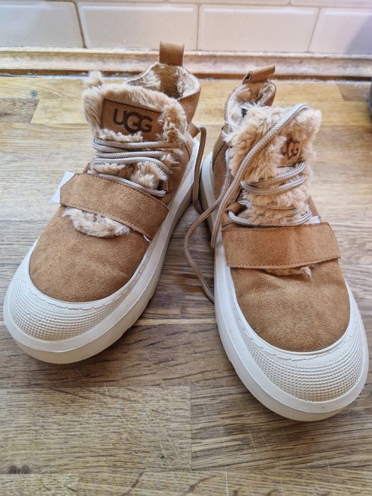 UGG зимни обувки апрески