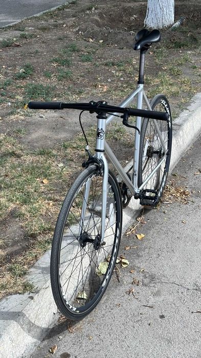 Велосипед фикс Bearbike Prague 4.0