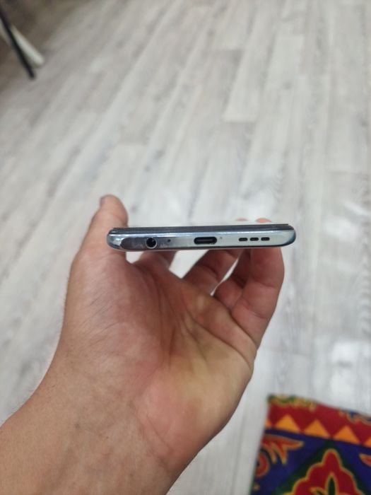 Телефон Redmi Note 10S
