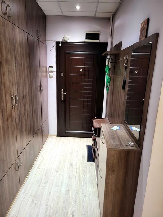 Дава се под наем Тристаен апартамент в Плевен, Идеален център - 74 кв.м за 331.5 € - Снимка #8