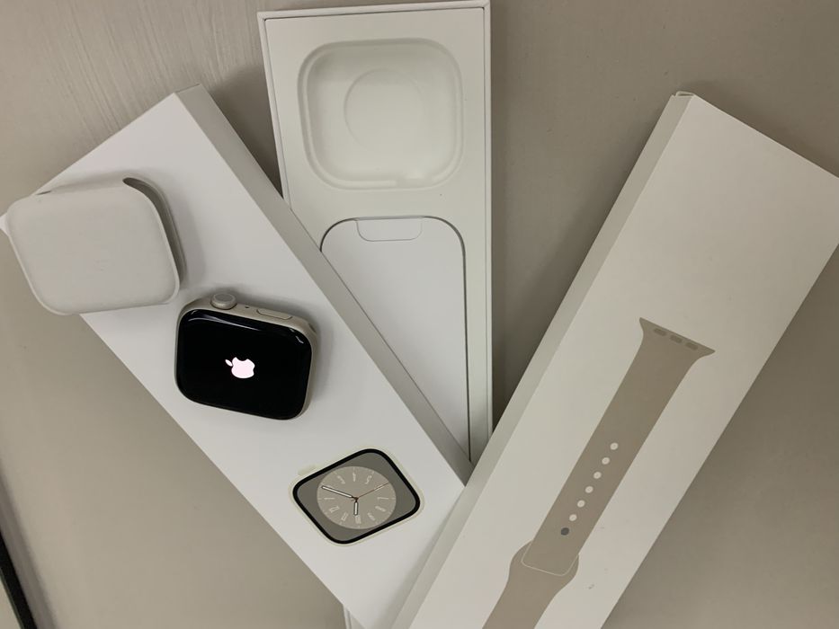 Apple watch series 8 45MM новый