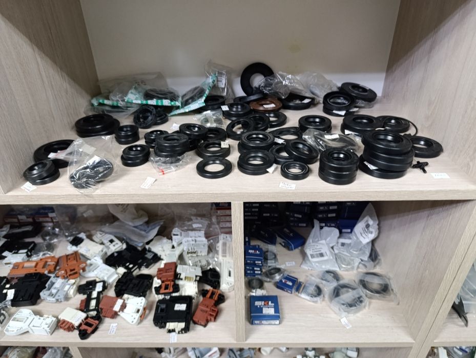 Запчасти для стиральных машин.