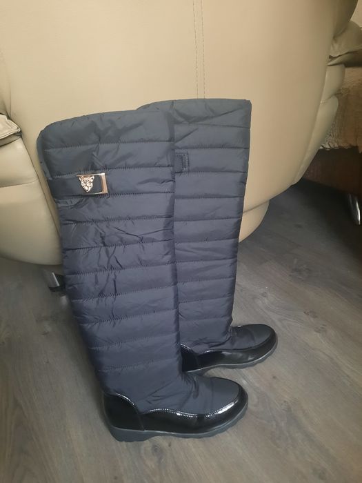 Продам зимние сапоги