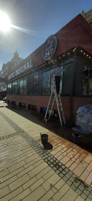 Мойка окон и витражей