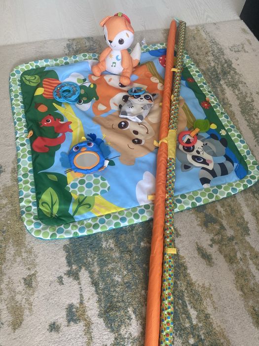 Saltea de joaca cu arcada