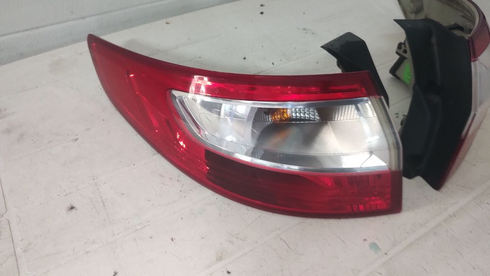 Lampa , stop stânga și dreapta fluence cod 265550016R, 265502140R