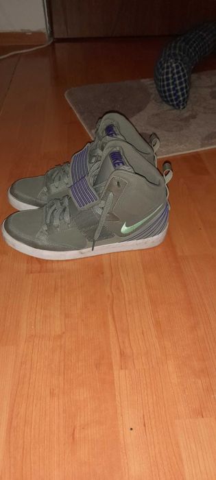 Adidasi nike stare bună curați