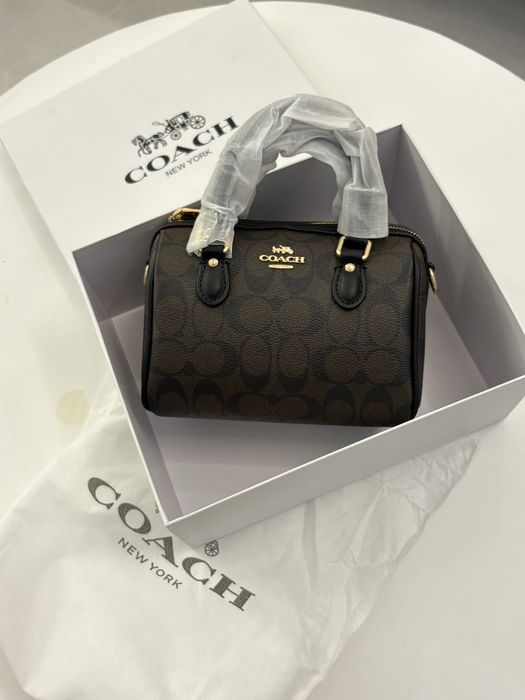Дамска чанта Coach