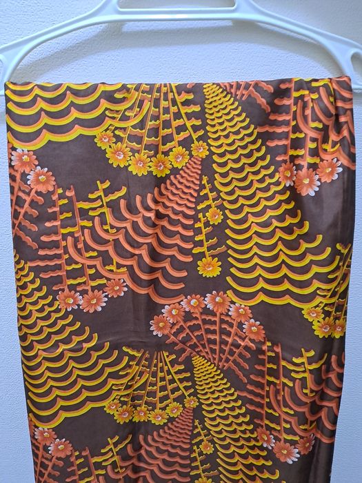 Продаётся ткань натуральный шелк