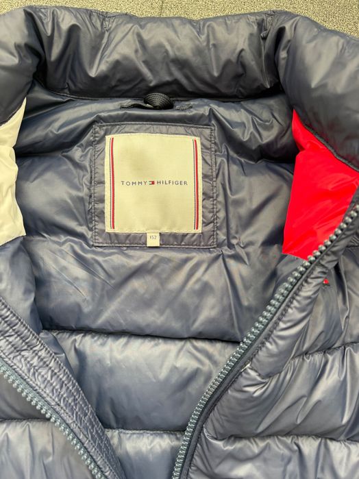Geacă Tommy Hilfiger mărime 152 cm