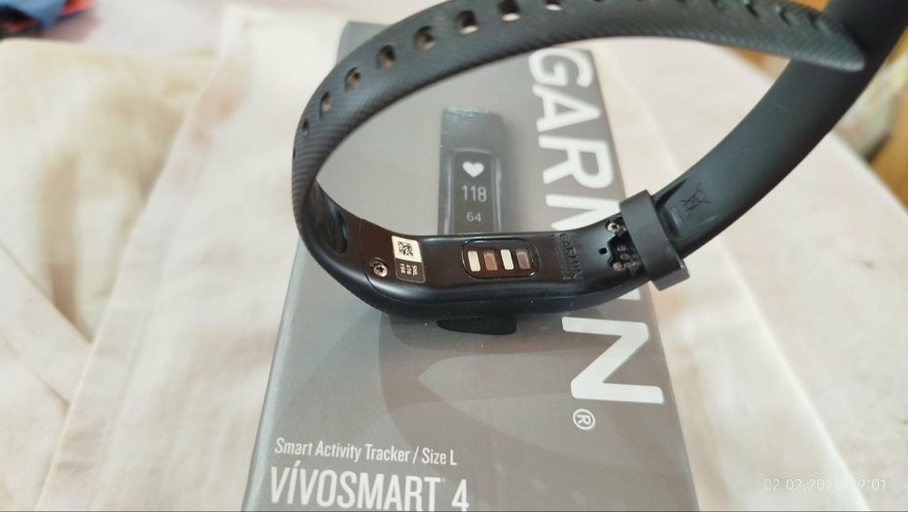Garmin vivosmart 4