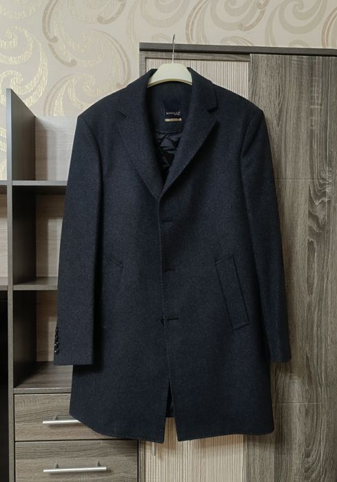 Gonzales.  Мужское пальто