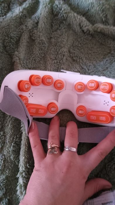 Массажёр для глаз