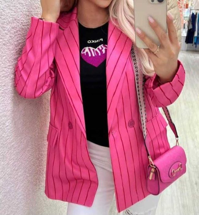 Дамско раирано сако